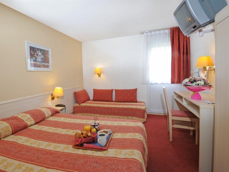 Comfort Hotel Lille Lomme Quarto foto